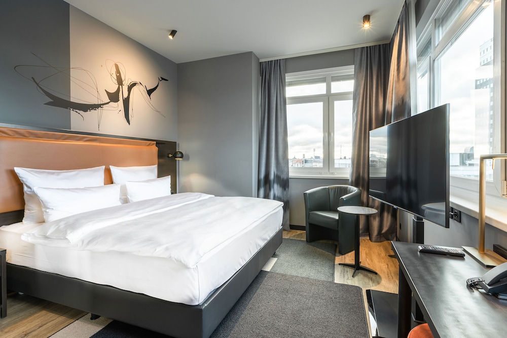 SUPERIOR, DOUBLE BED