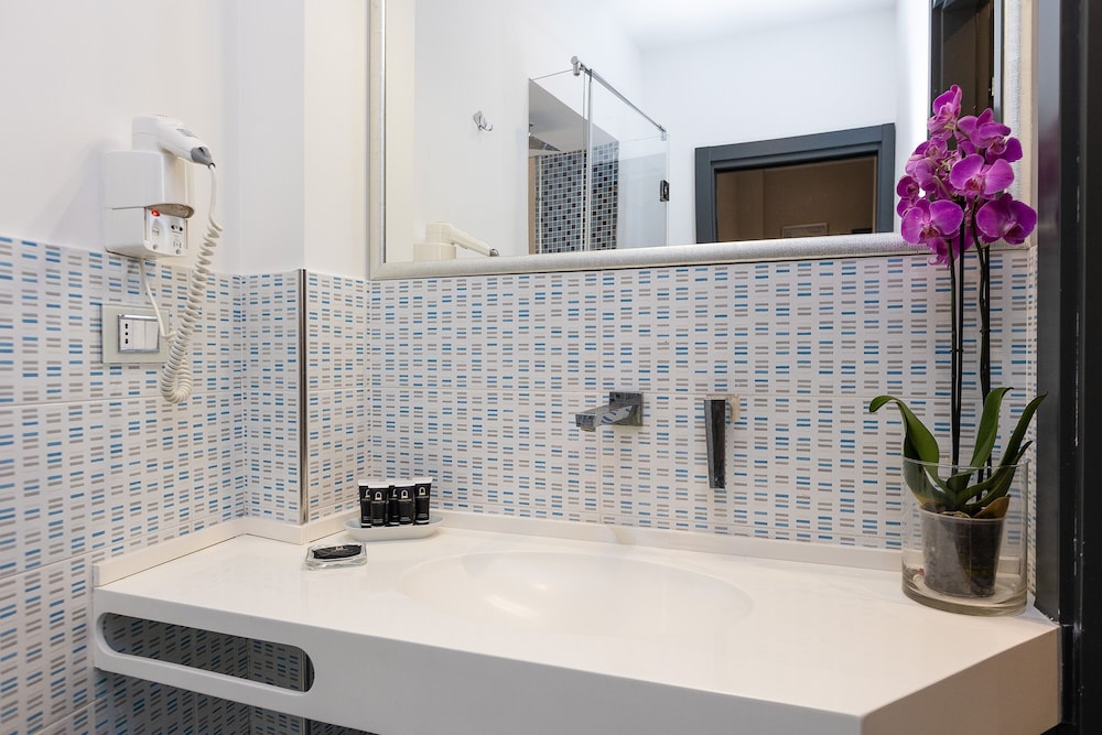 غرفة سوبيريور ثلاثية بثلاثة أسرّة، Hotel Castellino Roma 9/10