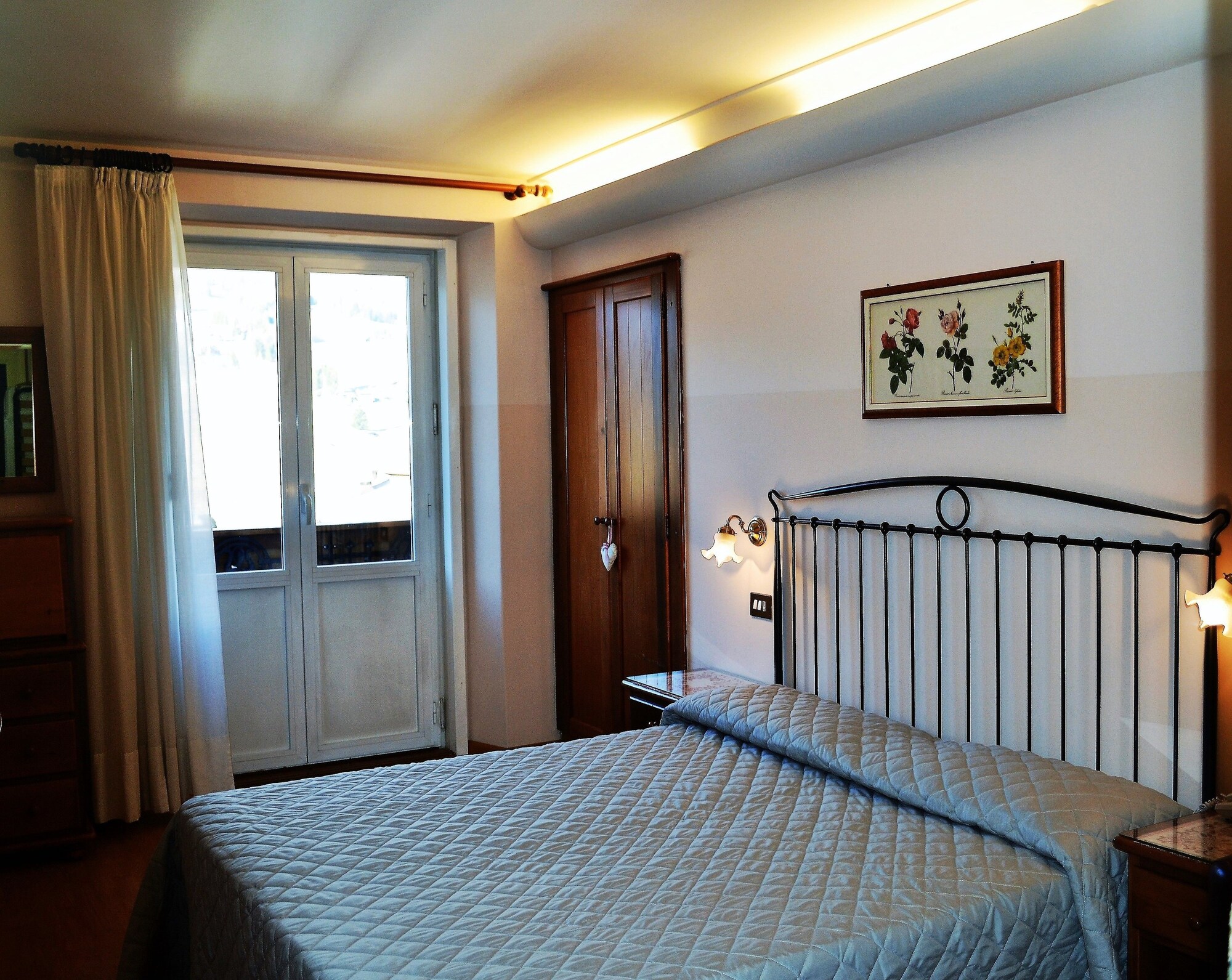 CLASSIC, SINGLE, SINGLE BED, MOUNTAIN VIEW