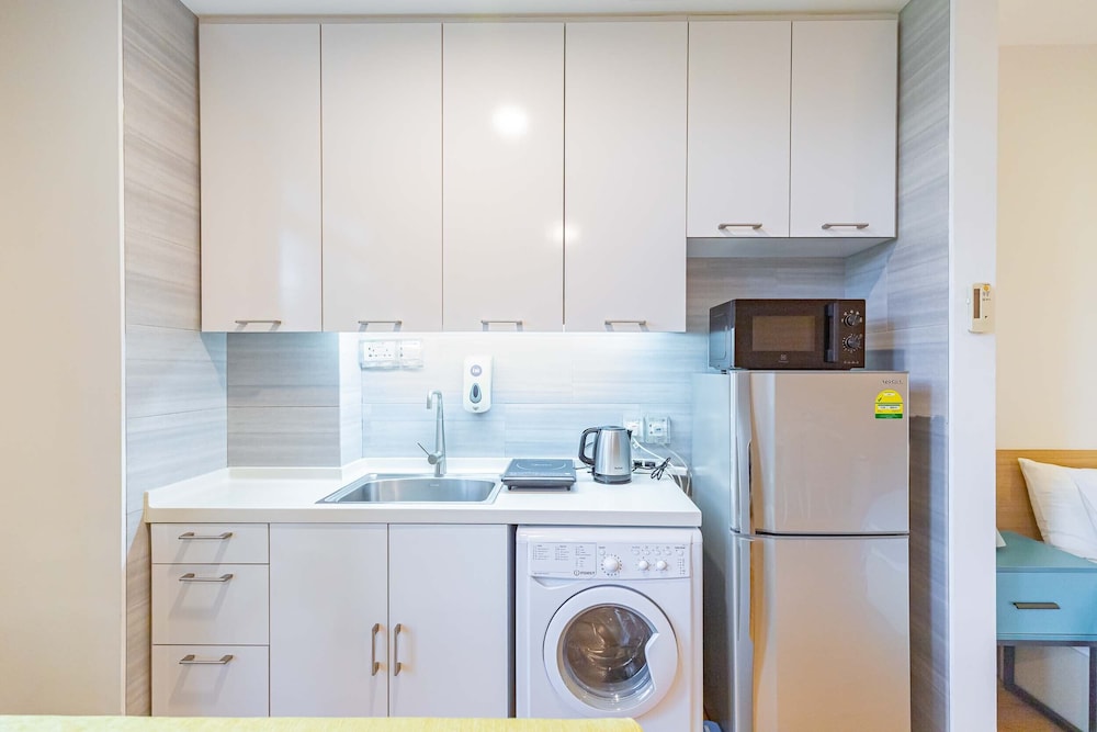 Thanksgiving Serviced Residence 65/67