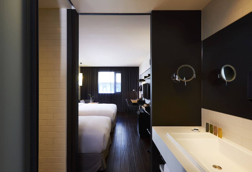 Glad Hotel Yeouido 25/64