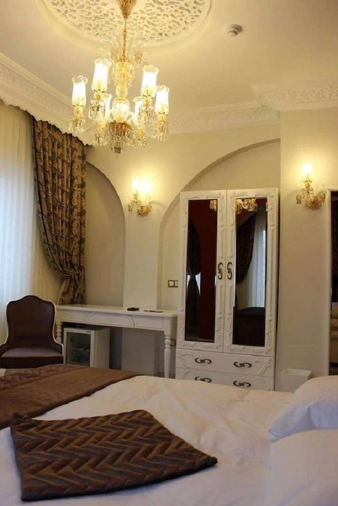 Azade Butik Otel 29/34
