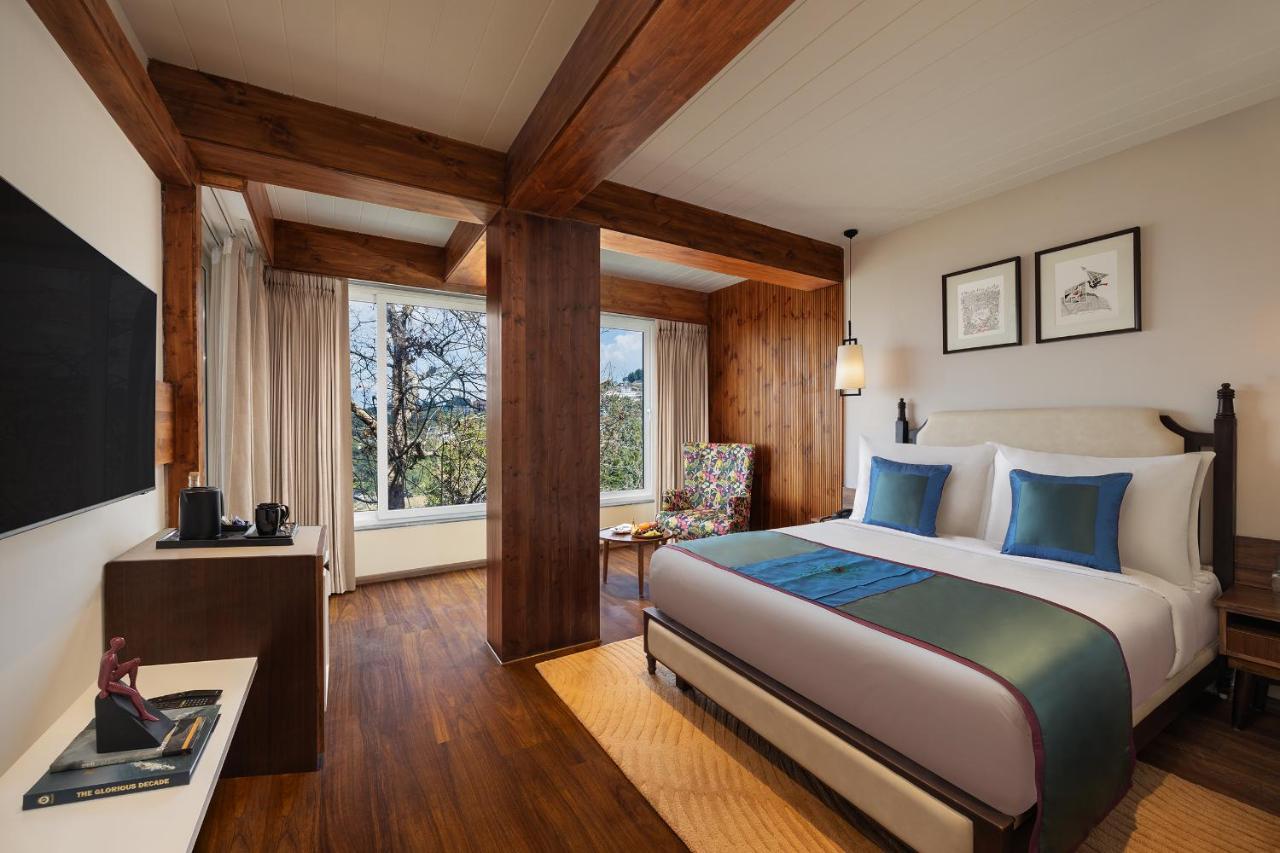 JuSTa Luxe Hollow Oak Mussoorie 12/28