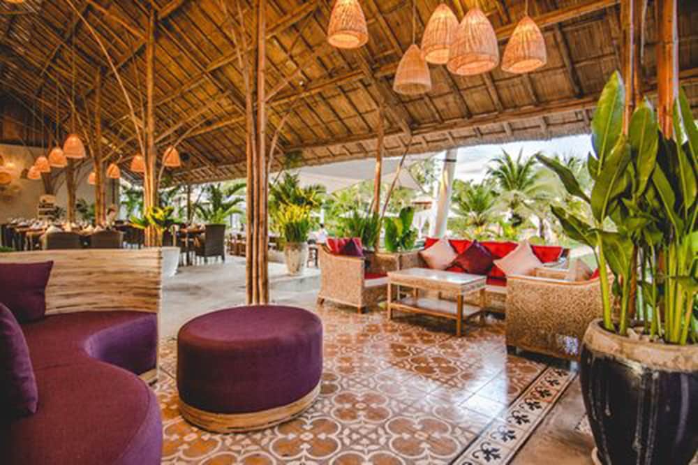 Sahaa Beach Resort 25/48
