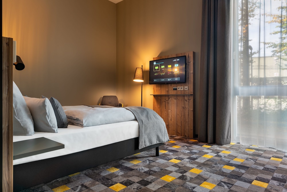 Holiday Inn - the niu, Timber Esslingen by IHG 19/67