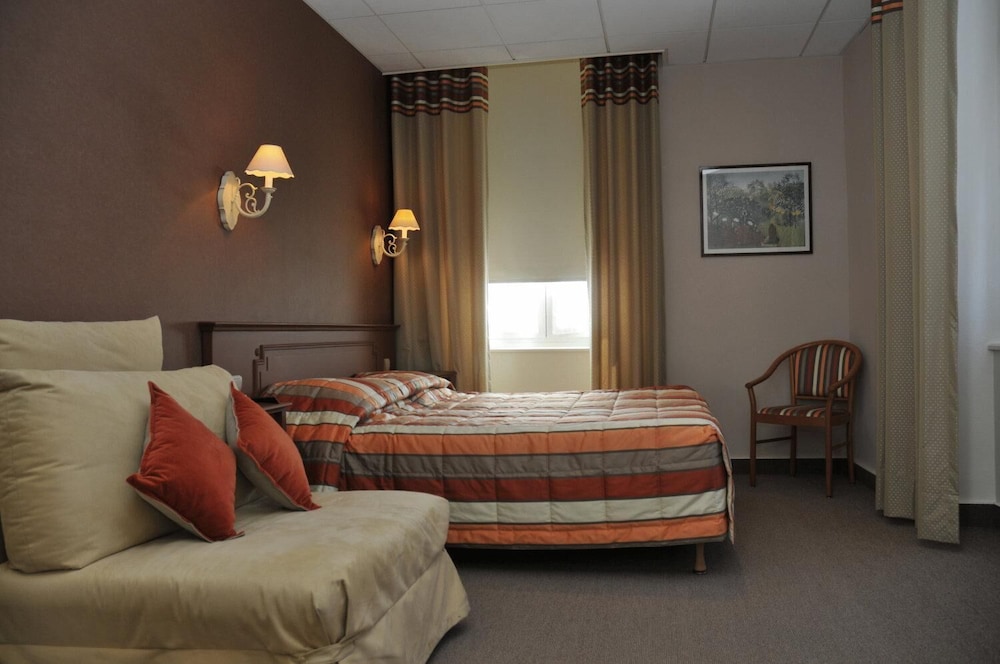 AU GRAND HOTEL 16/52