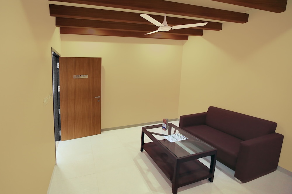 Jiwan Residency 17/24