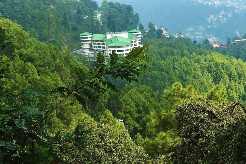 Hotel Ck International 48/50