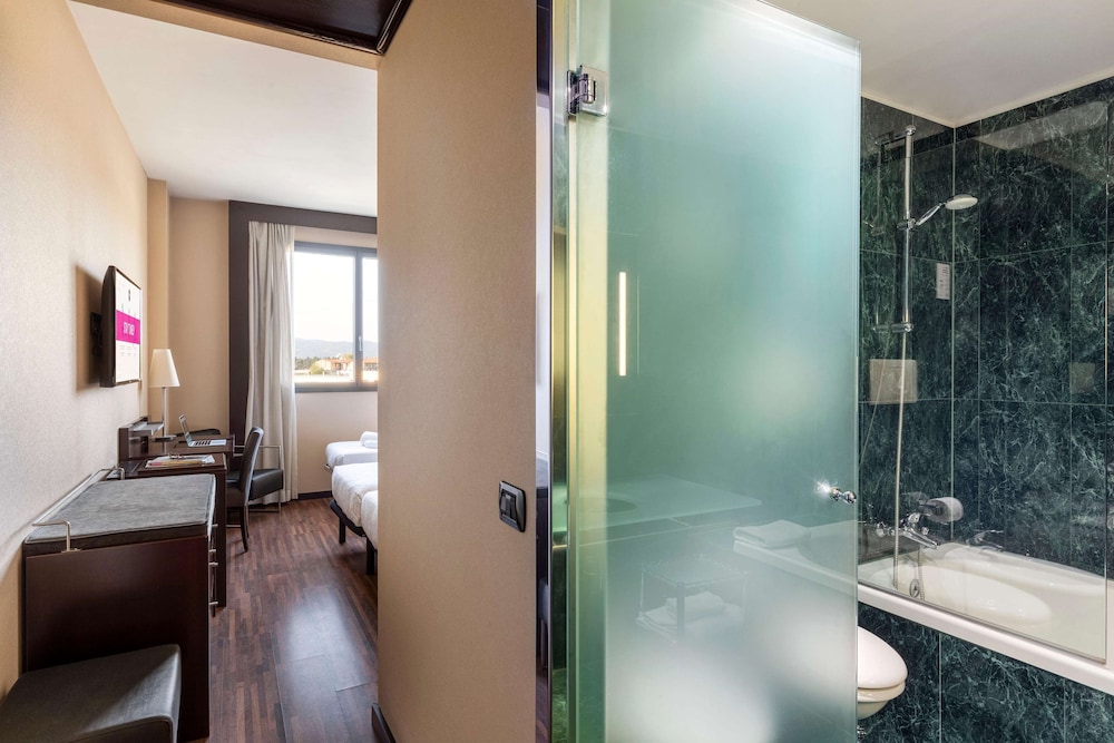 B&B Hotel Arezzo 48/49