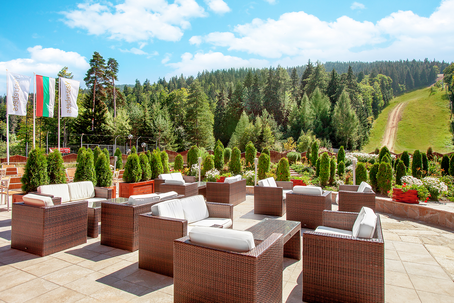 Yastrebets Wellness & Spa Hotel 45/47