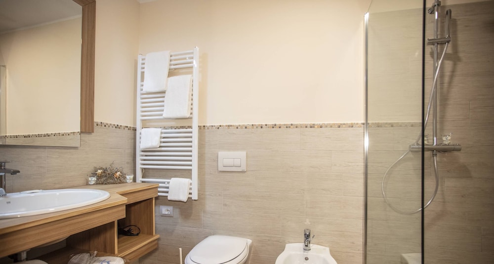 Tonicello Resort Spa 50/50