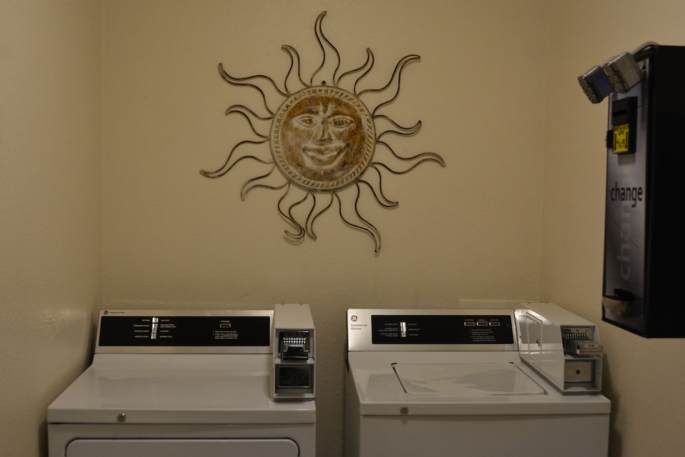 Super 8 By Wyndham Austin/Airport South 8/49