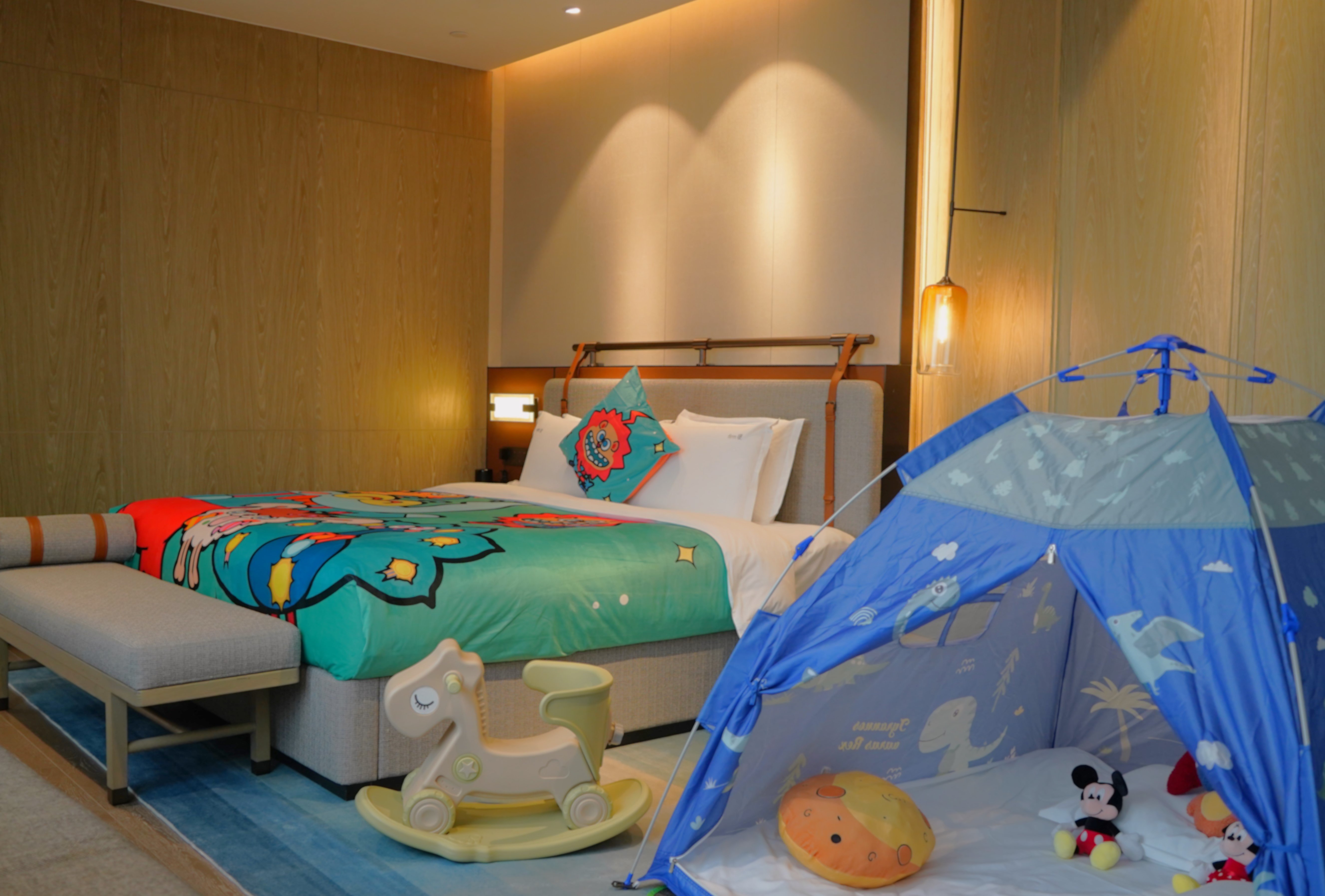 Holiday Inn Zhuhai City Center 44/50