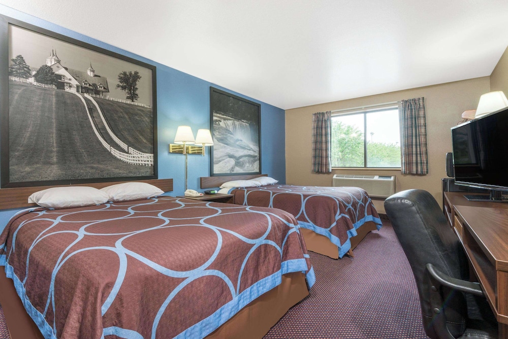 Efficiency, 2 Double Beds, Xl