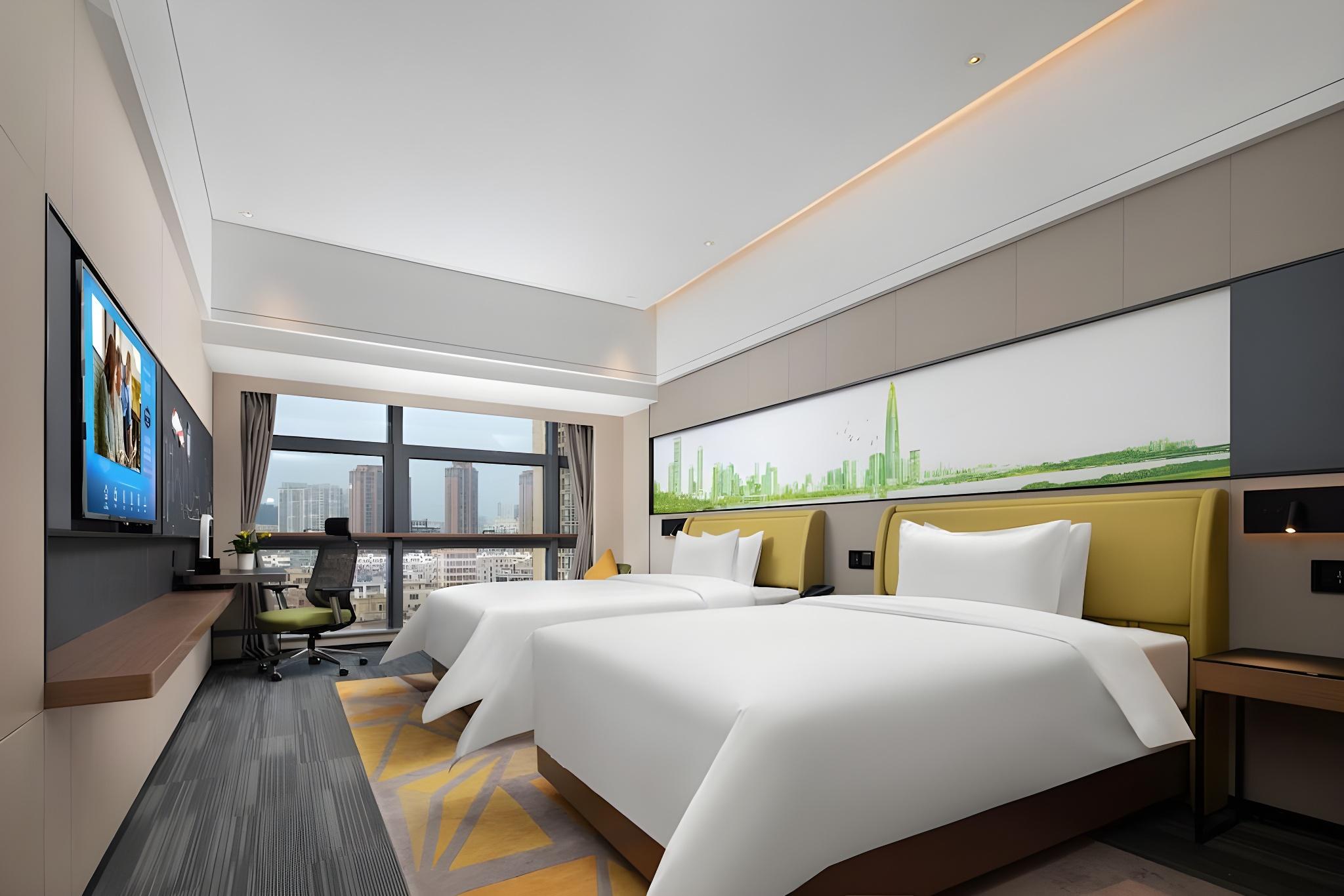 Guest Room, King Bed