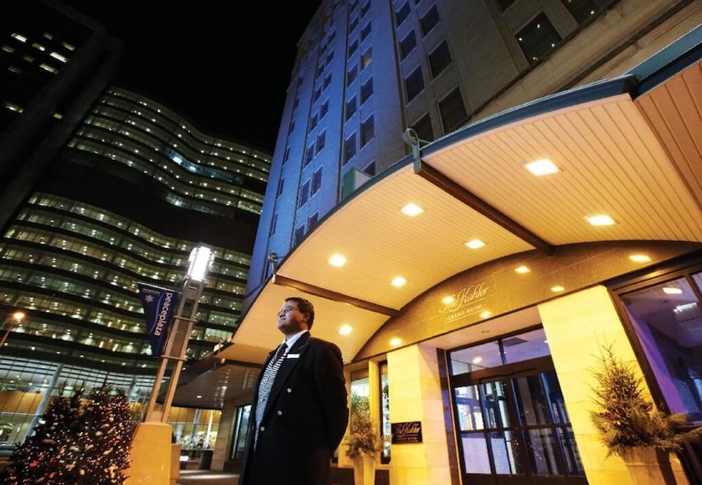 Towers at Kahler Grand Hotel 3/50