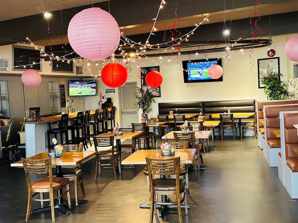 restaurant cafeteria