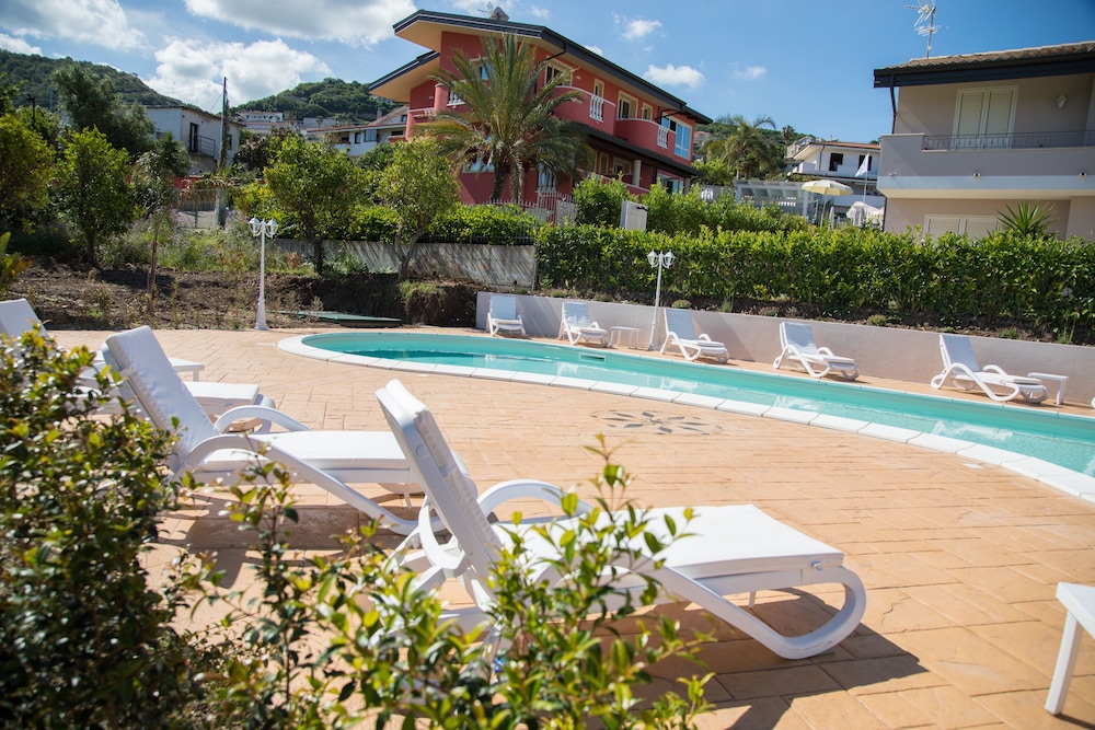 Borgo Italico 44/49