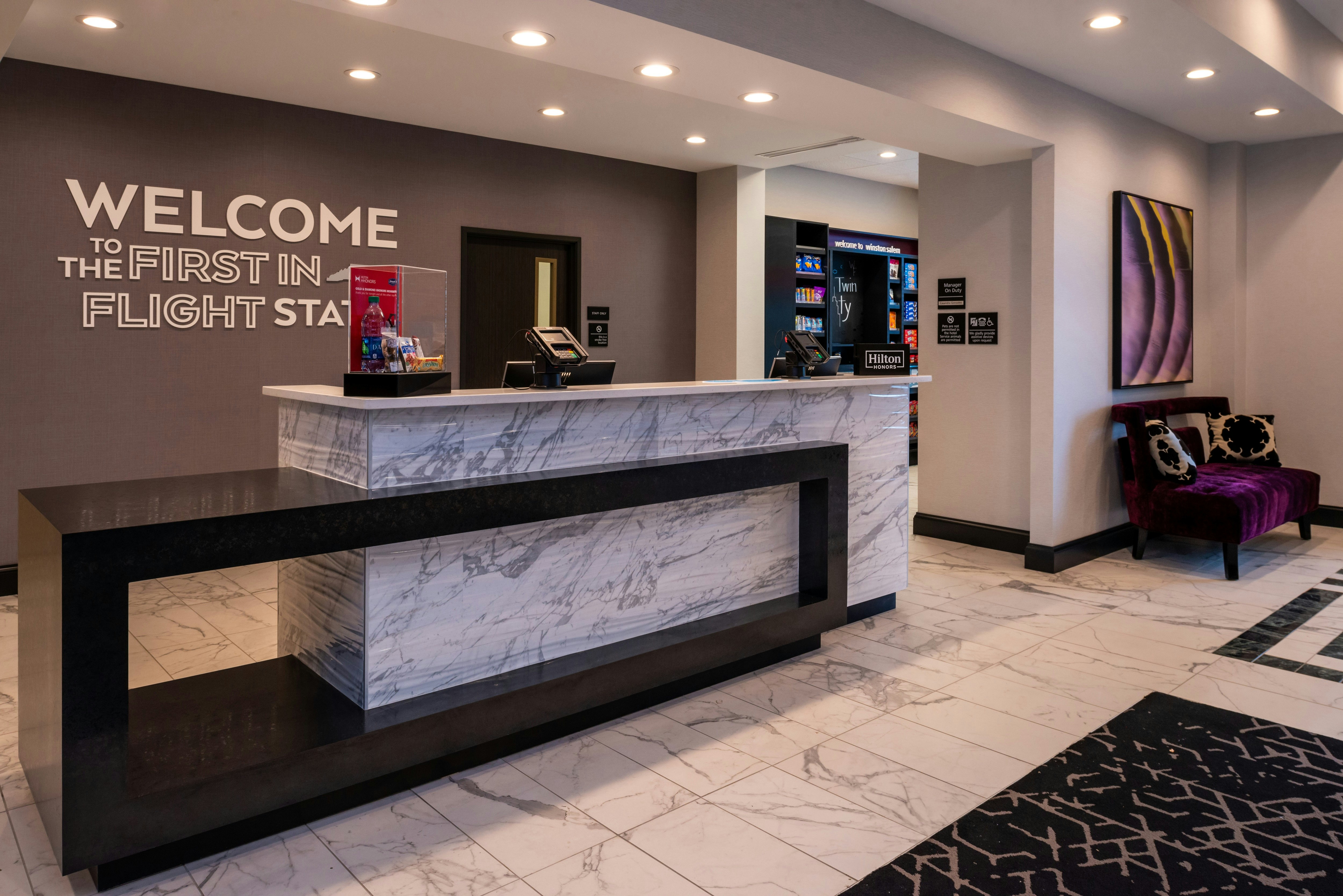 Hampton Inn And Suites Winston Salem Downtown 9/53