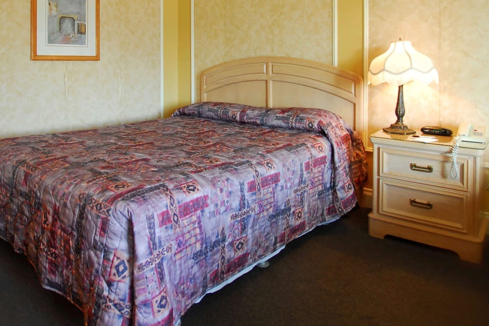 Travelodge by Wyndham Victoriaville 14/32