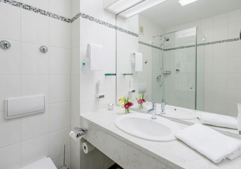 Best Living Hotel Arotel 65/67