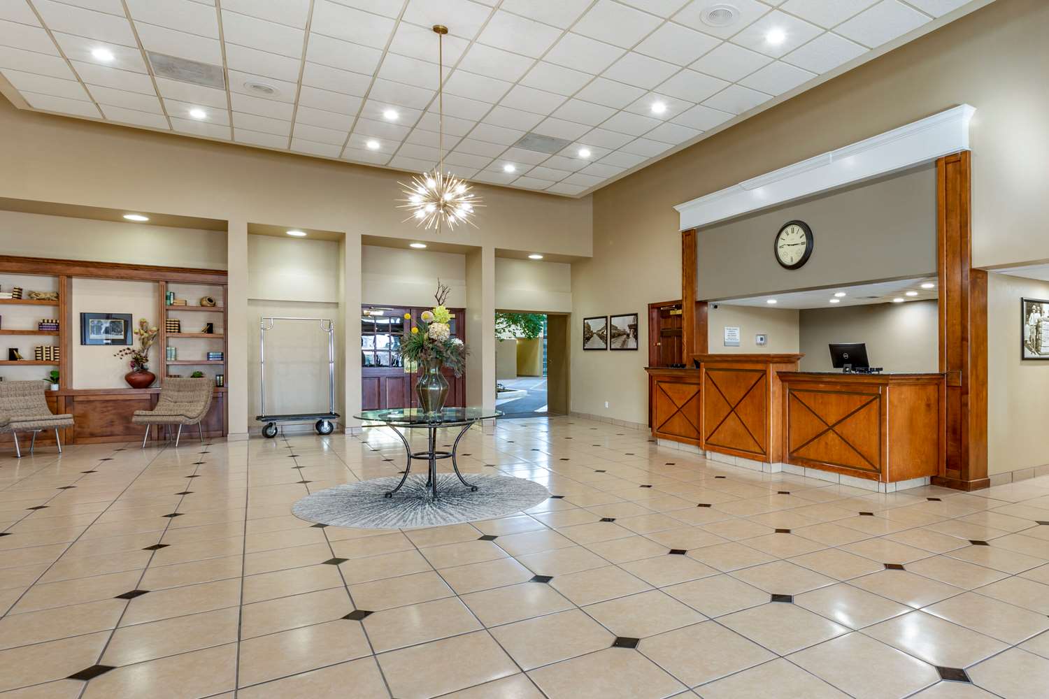Clarion Inn and Suites Roswell, NM 6/20