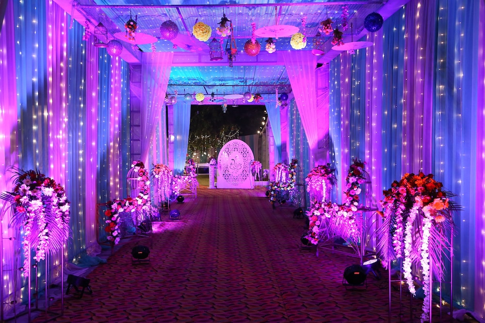 Ana Clarks Inn Panchkula 59/60