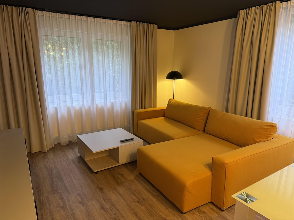 Residenzhotel Stuttgart Airport, Sure Hotel Collection by BW 36/61