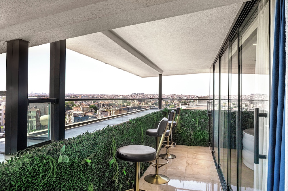 Walton Gardens Pera 35/62