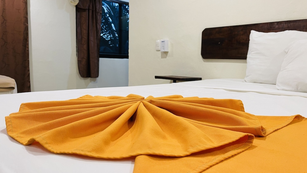 HOTEL PLAYA DEL KARMA 17/54