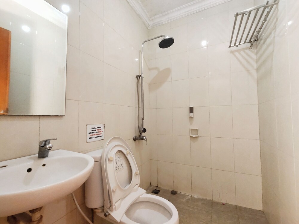 Hotel 68 Lembang 23/27