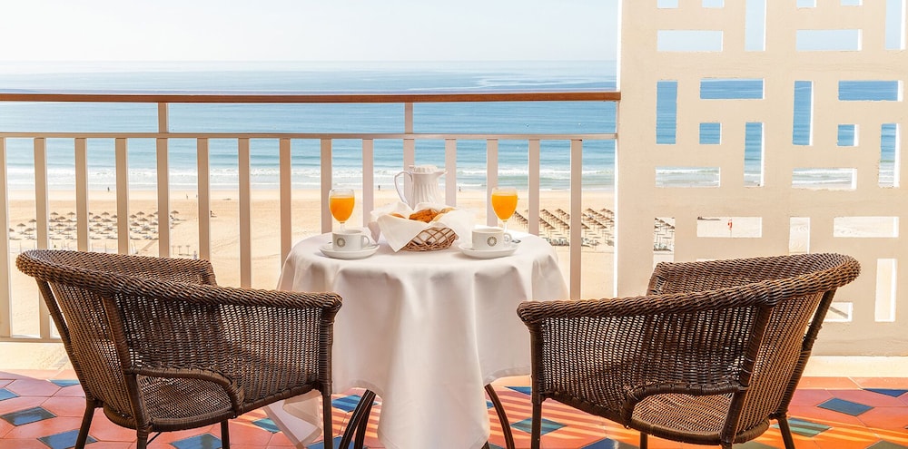 Hotel Algarve Casino 33/50