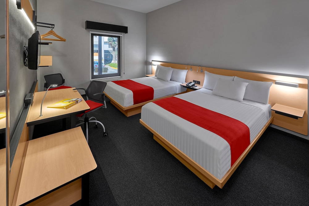 City Express by Marriott Monterrey Santa Catarina 10/32