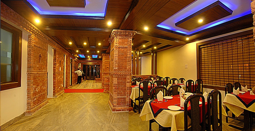 Hotel Buddha 49/56