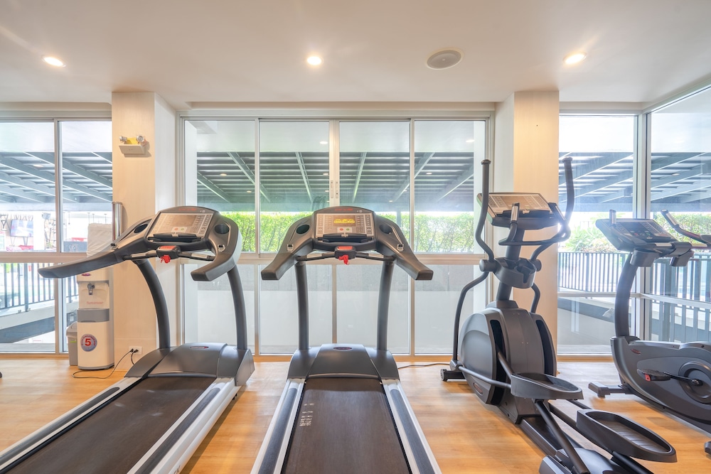 Ramada By Wyndham Phuket Deevana 41/70