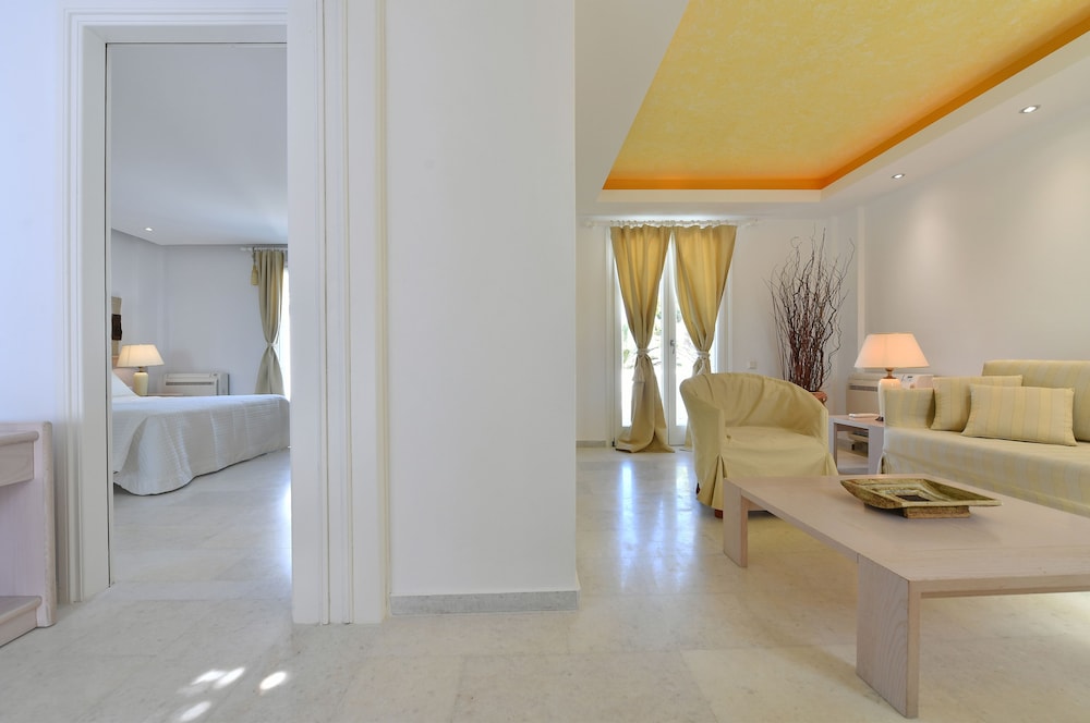 ASTIR OF PAROS 28/31