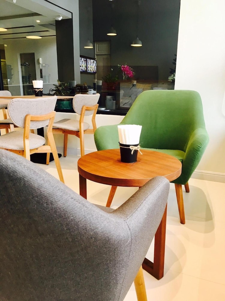 Hataara Hotel Huahin 35/46