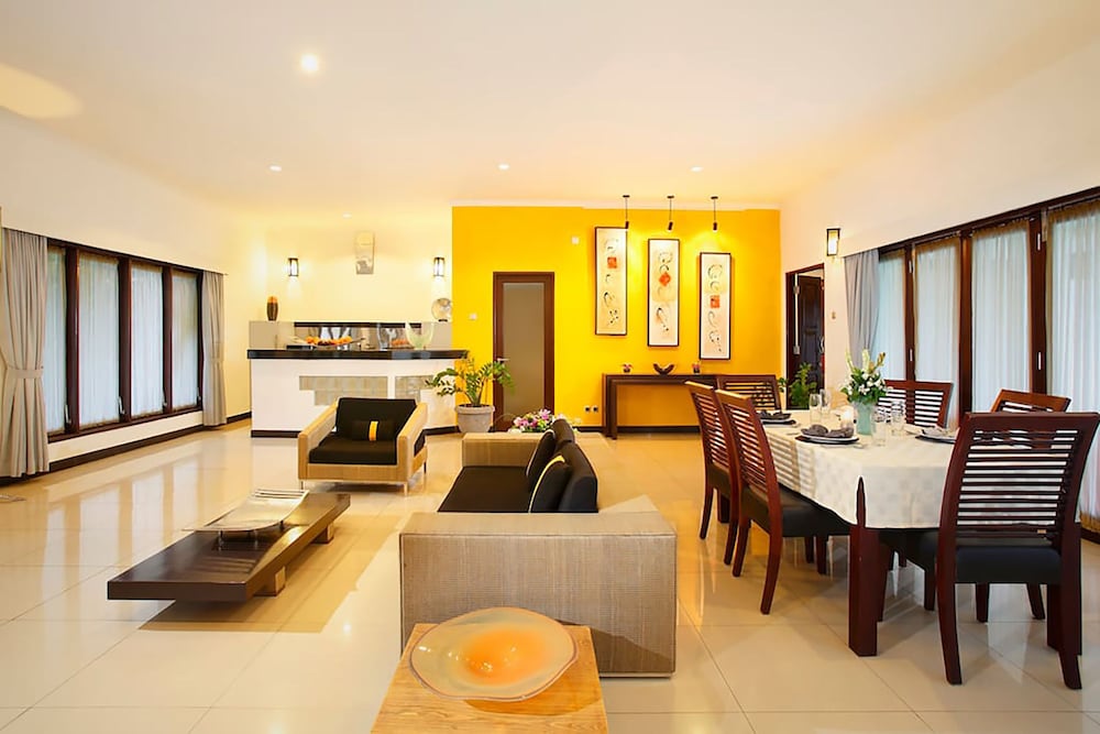 Villa L'orange Bali 32/50
