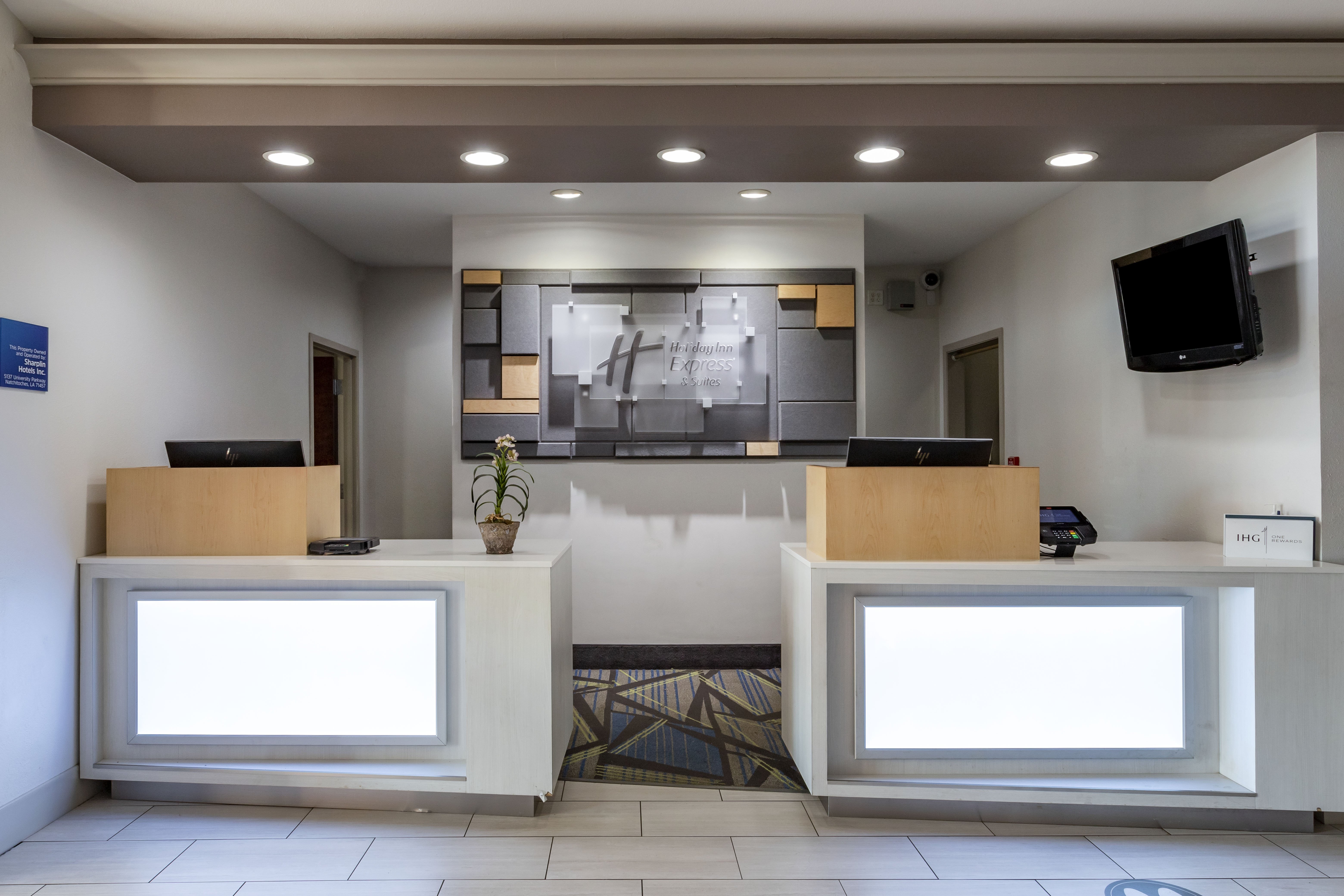 Holiday Inn Express Hotel Suites Natchitoches 10/56