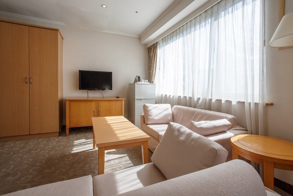 The Koos Hotel 36/49