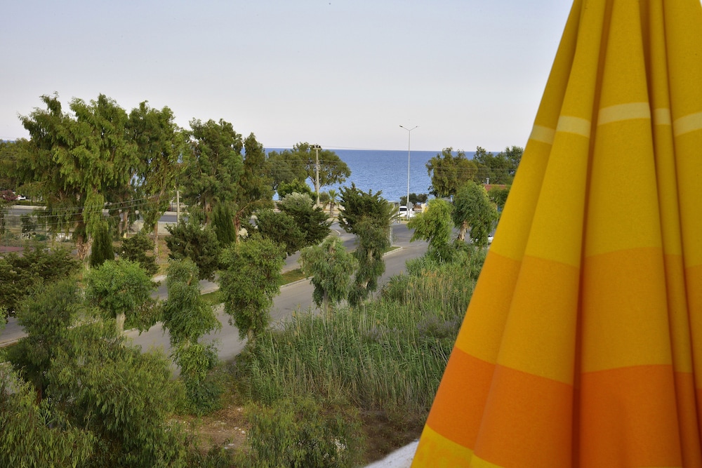 Demyra Boutique Hotel 15/28