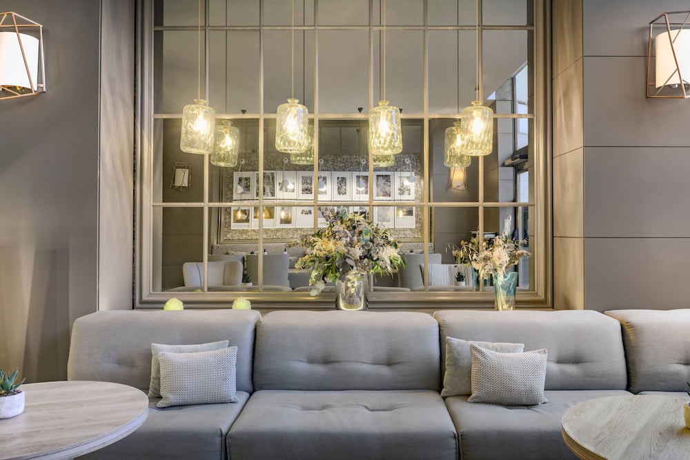 AC Hotel Valencia by Marriott 49/71