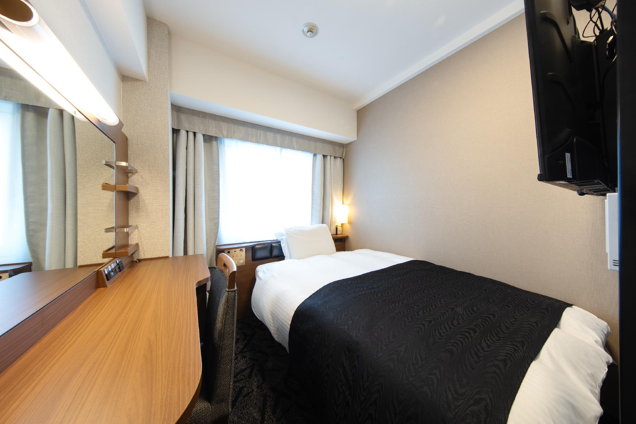 Semi Room, Single, Semi Double Bed
