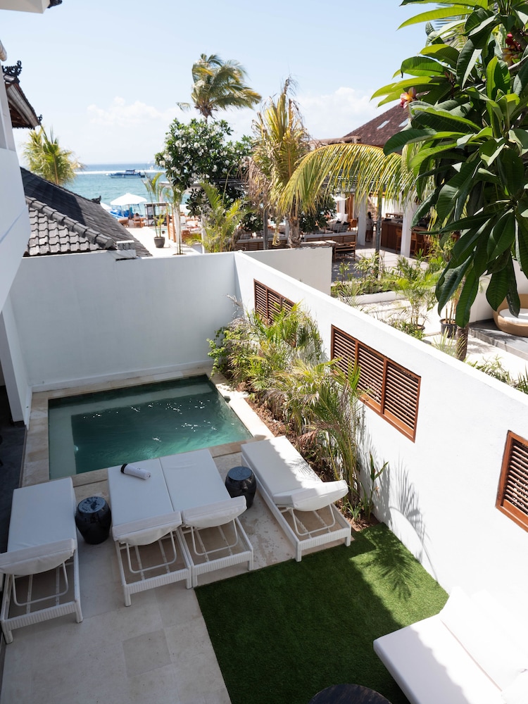Ohana's Boutique Resort And Beach Lounge 47/50