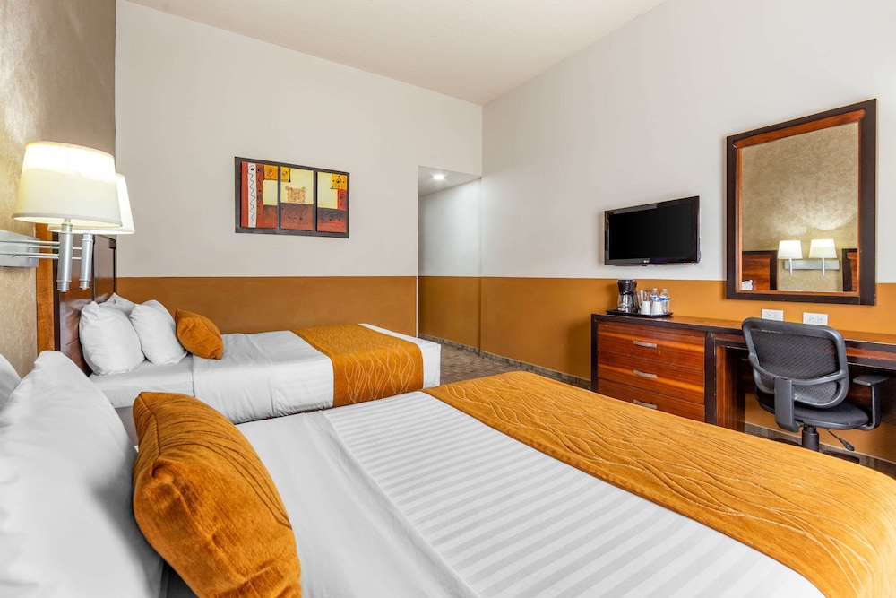 Comfort Inn Chihuahua, CHH 10/27