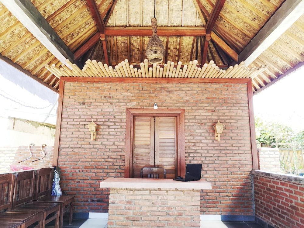 Bungalow And Restaurant Anda 2/30