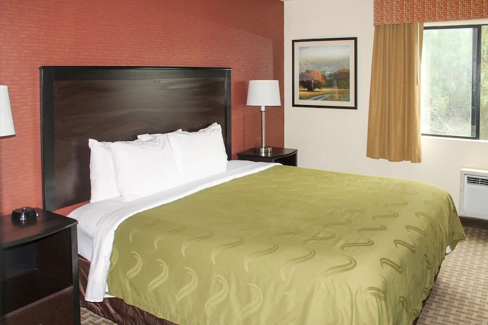 Comfort Inn Bathurst, NB 7/39