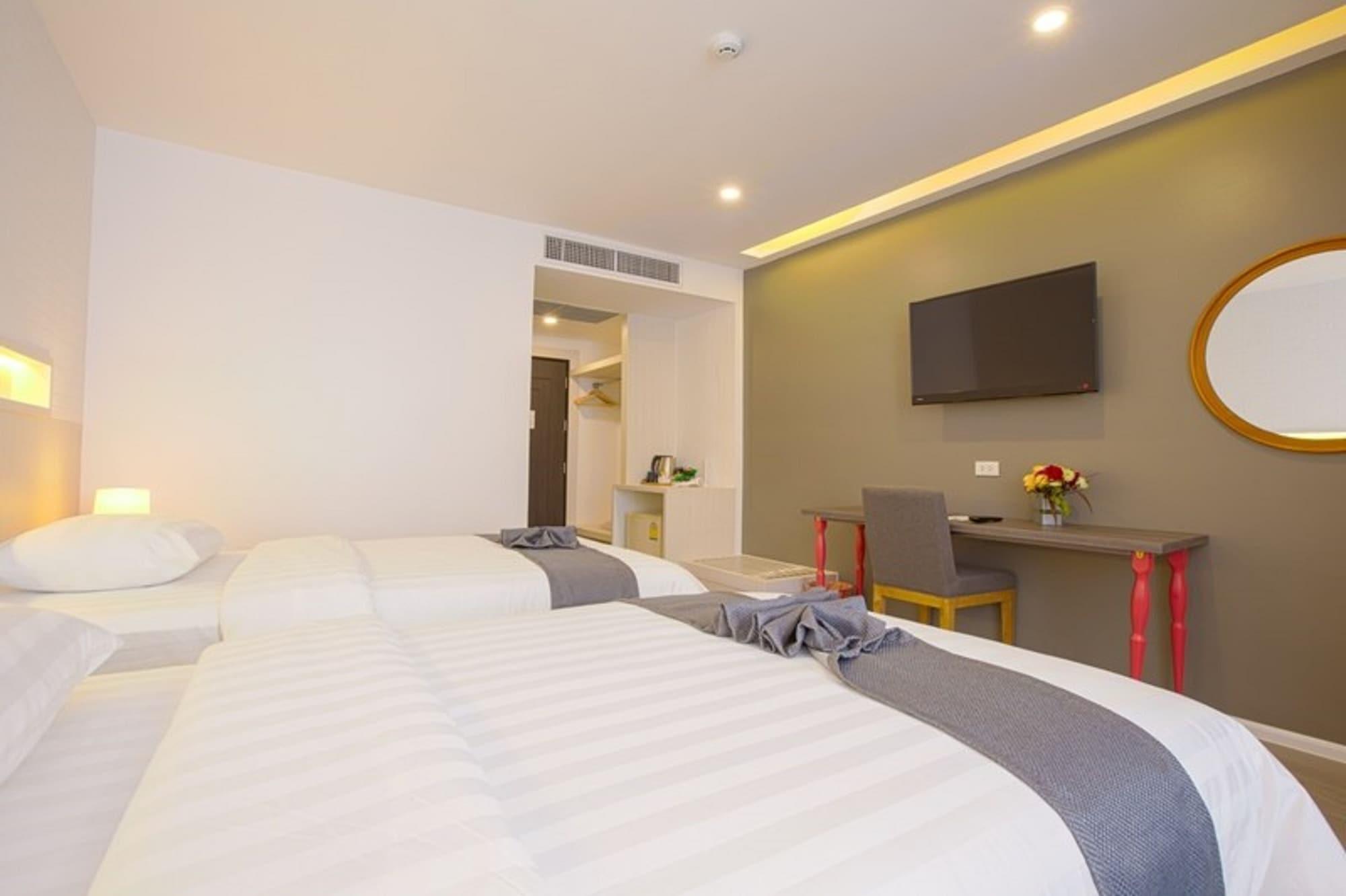Superior, Double or Twin Bed, Type a Wing