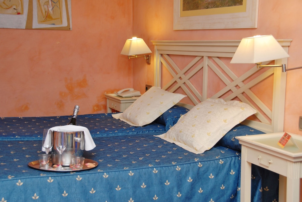 Hotel El Castell 31/48