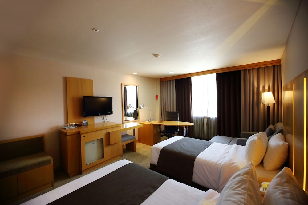 Ramada by Wyndham Songdo 10/34